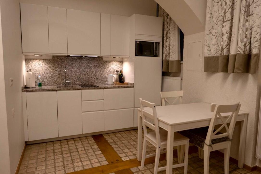 Modern Studios Near City Center Виена Екстериор снимка