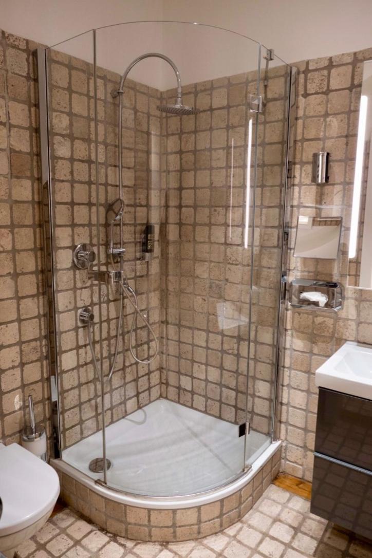 Modern Studios Near City Center Виена Екстериор снимка