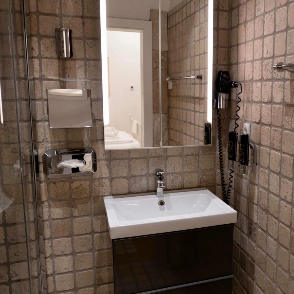 Modern Studios Near City Center Виена Екстериор снимка