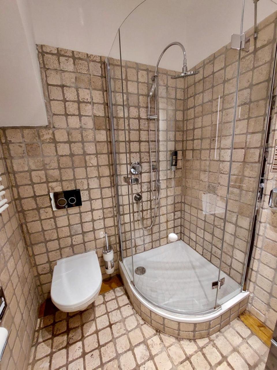 Modern Studios Near City Center Виена Екстериор снимка