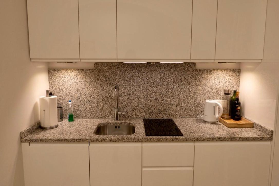 Modern Studios Near City Center Виена Екстериор снимка
