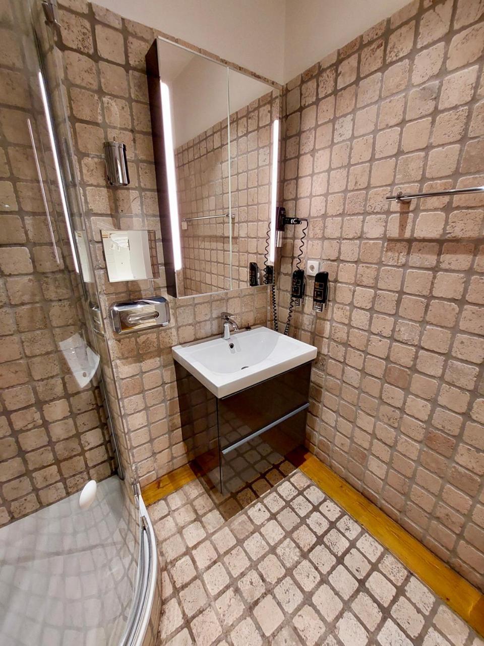 Modern Studios Near City Center Виена Екстериор снимка